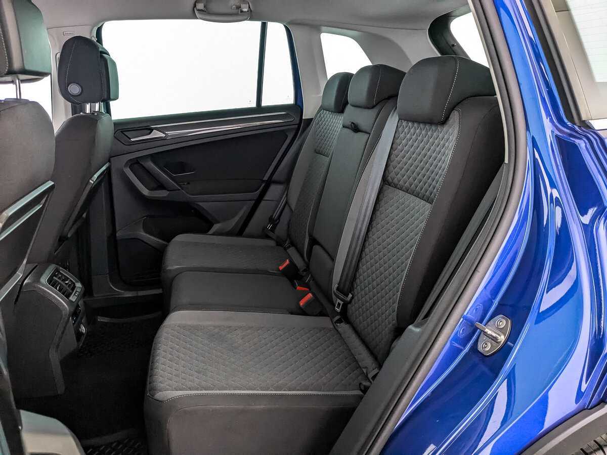 Volkswagen Tiguan, 2018 Фото №14