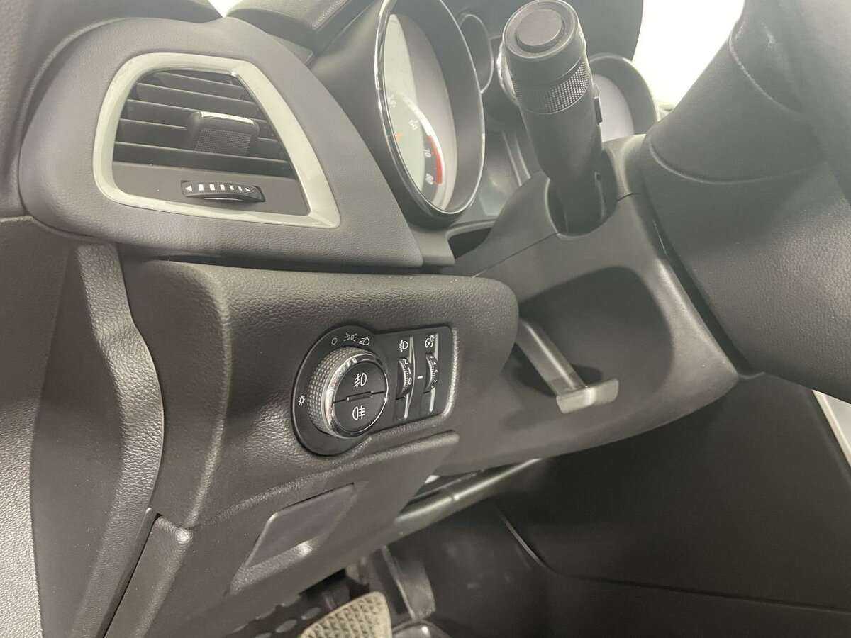 Opel Astra, 2013 Фото №9