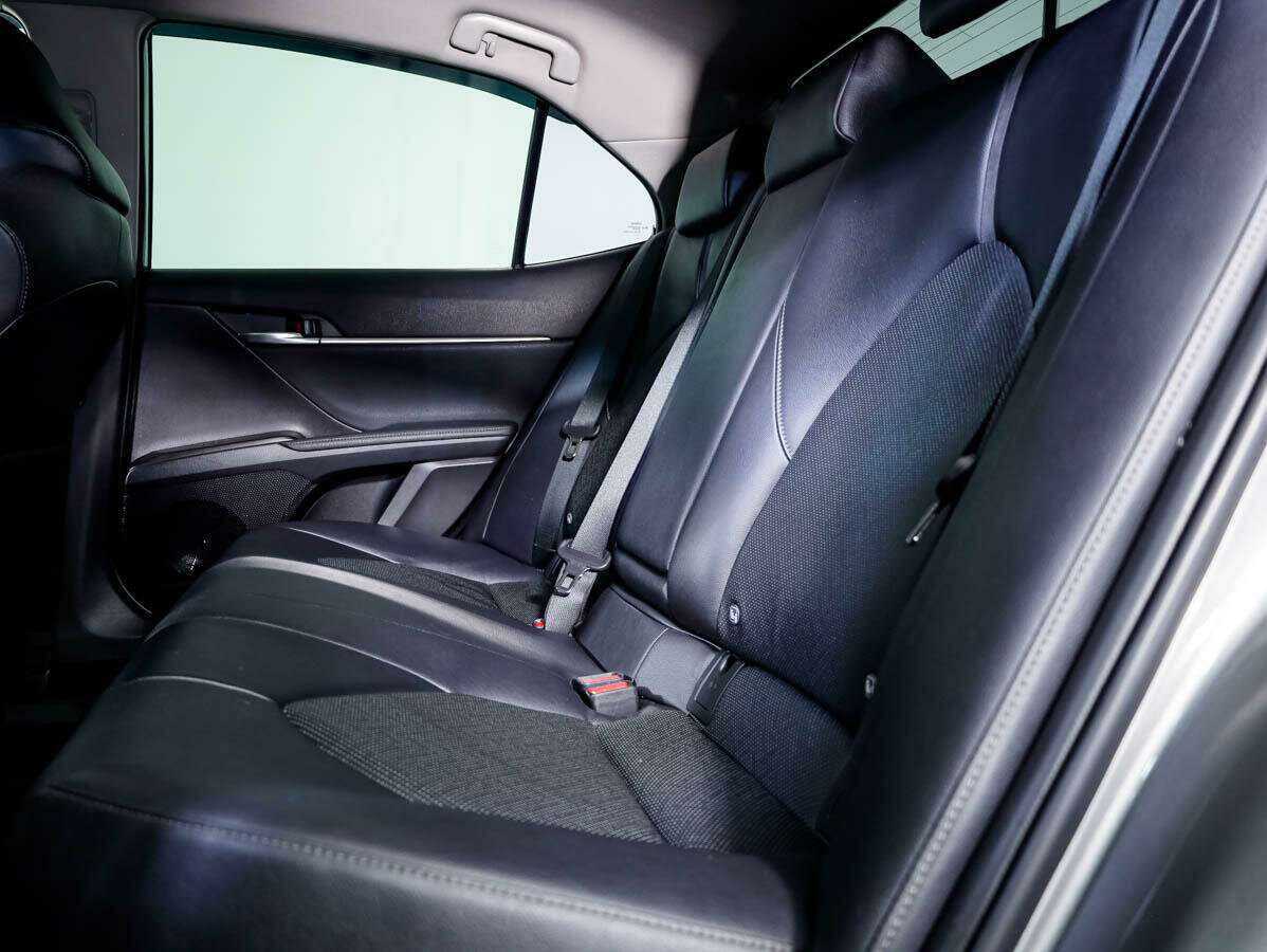 Toyota Camry, 2021 Фото №12