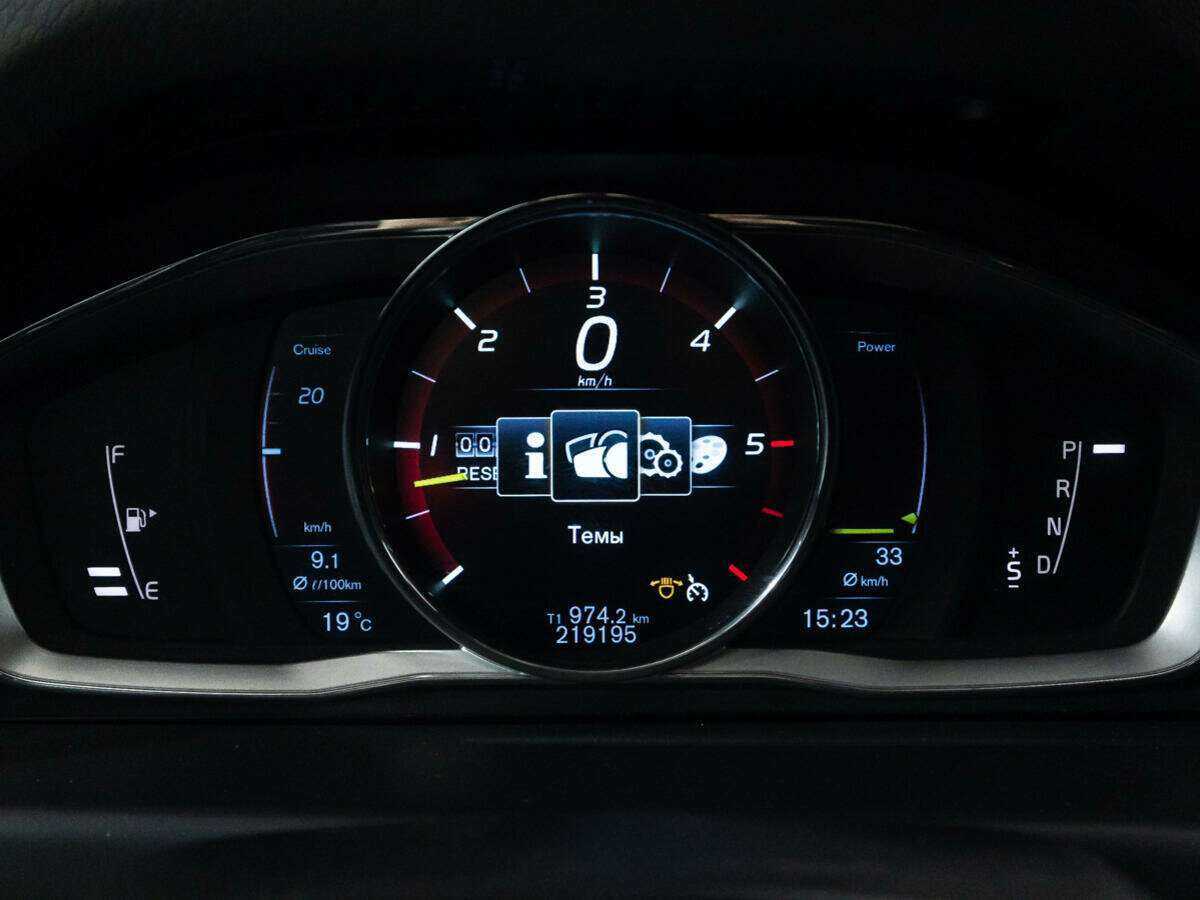 Volvo XC70, 2014 Фото №12