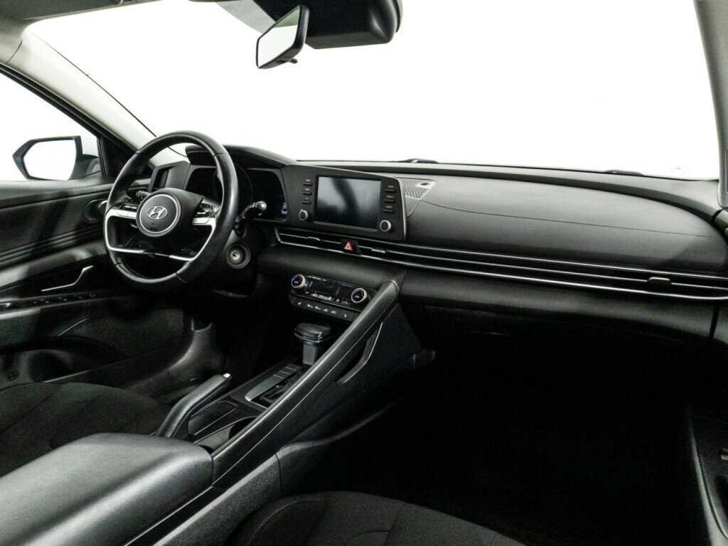 Hyundai Elantra, 2021 Фото №9
