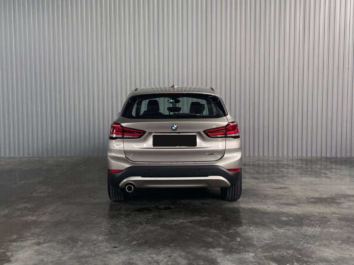 BMW X1 18i sDrive, 2021 Фото №6