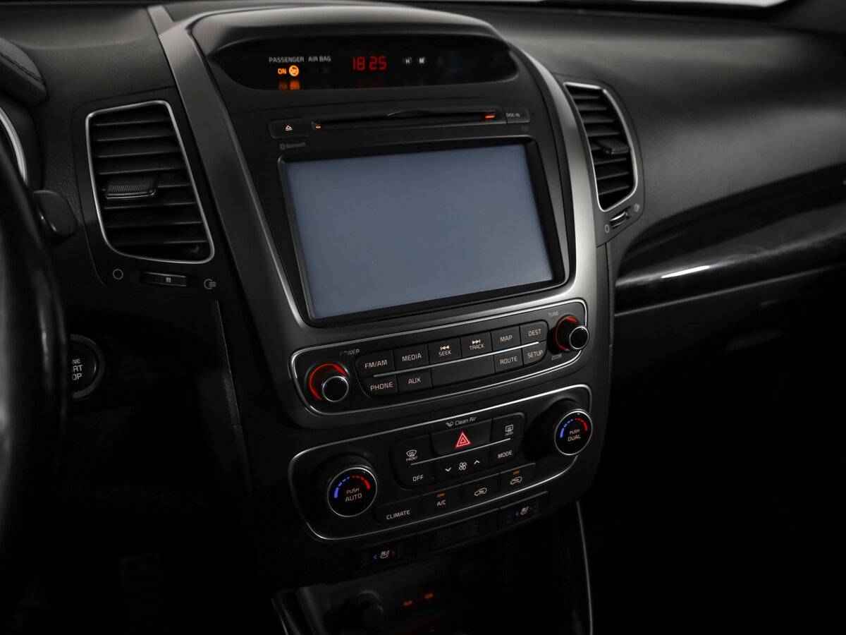 Kia Sorento II Рестайлинг, 2014 Фото №16