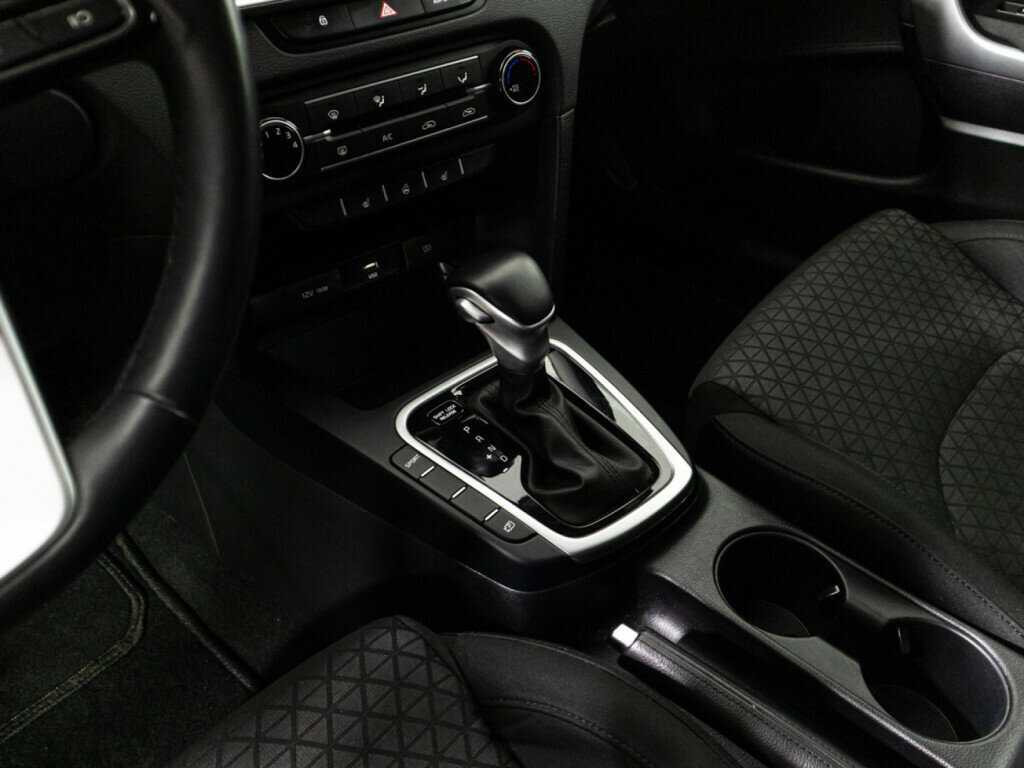 Kia Ceed, 2022 Фото №17