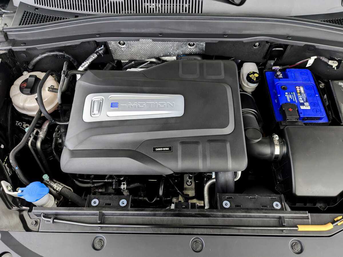 FAW Bestune T77, 2022 Фото №8