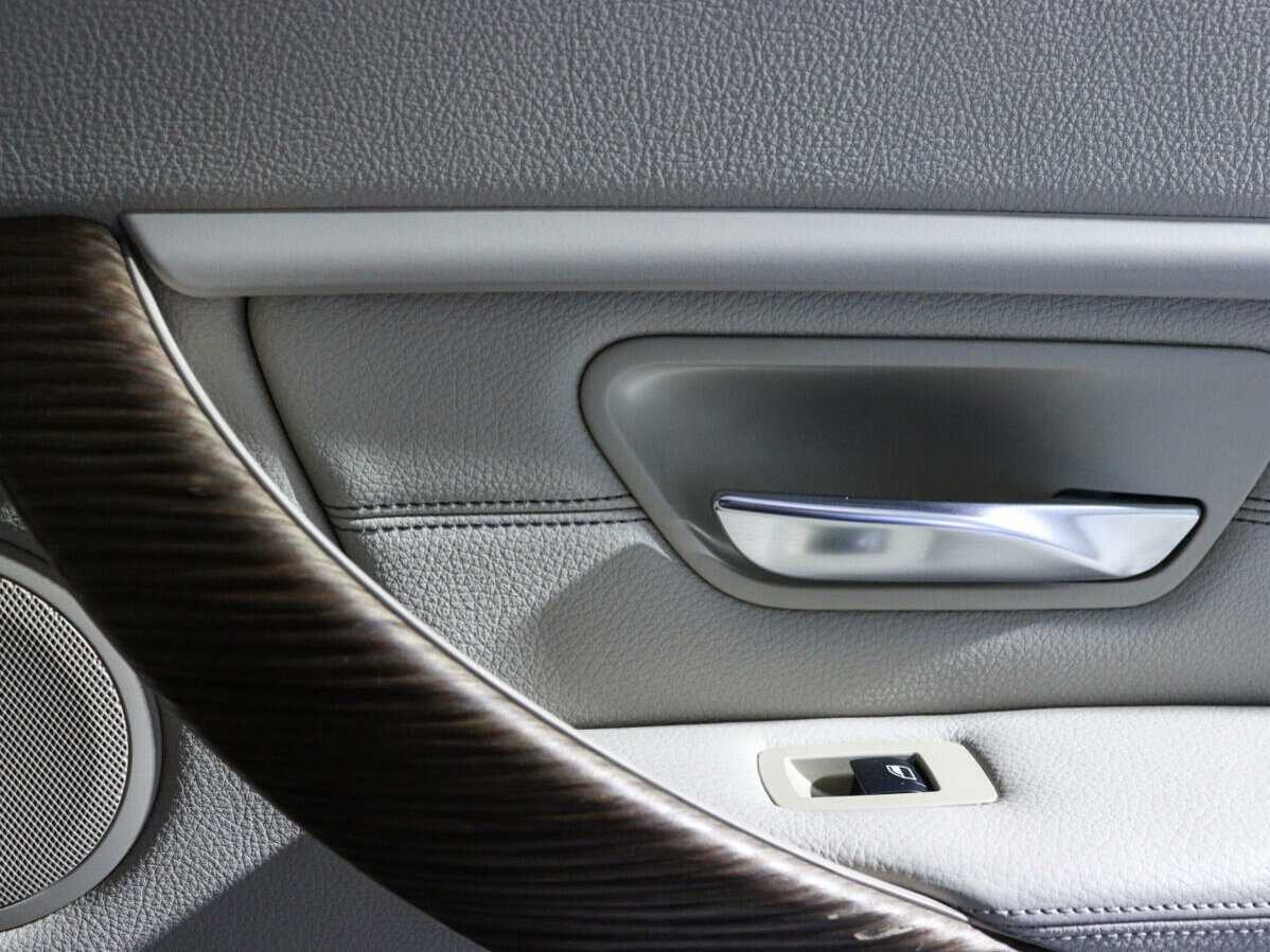 BMW 3 серии 320d xDrive, 2013 Фото №18