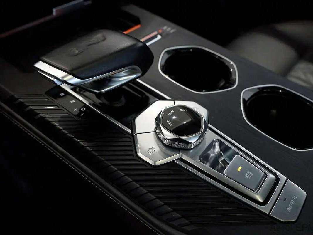 Changan UNI-K, 2022 Фото №8