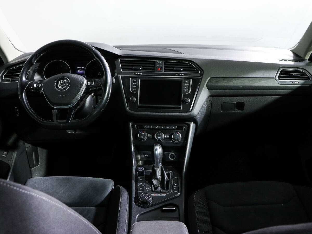 Volkswagen Tiguan, 2017 Фото №12