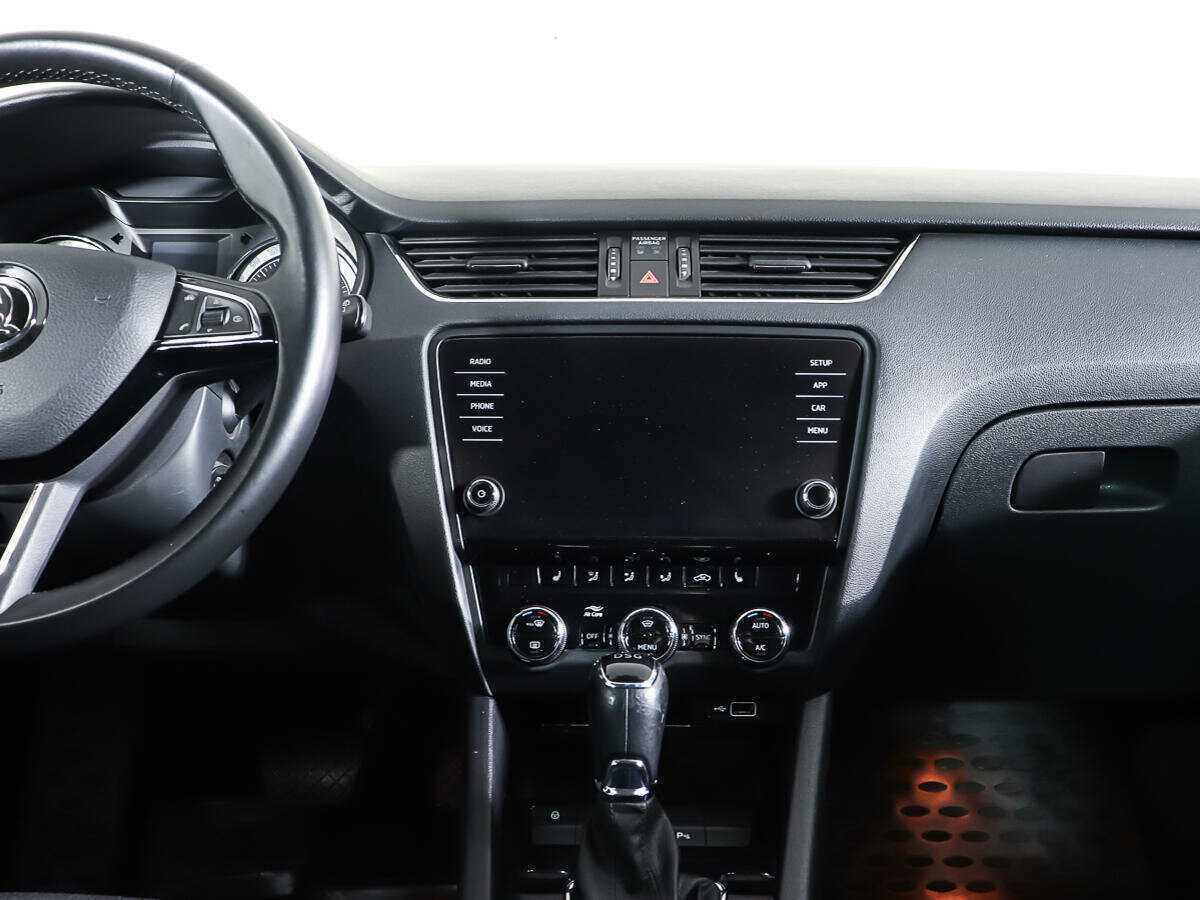 Skoda Octavia, 2018 Фото №12