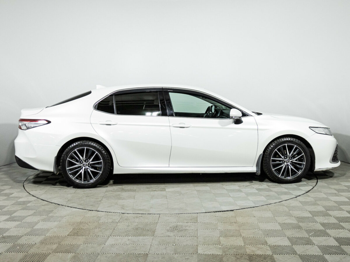 Toyota Camry VIII (XV70) Рестайлинг, 2021 Фото №4