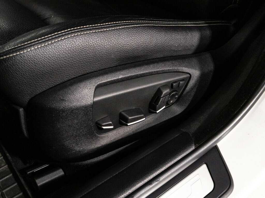 BMW 5 серии 530d xDrive, 2016 Фото №17