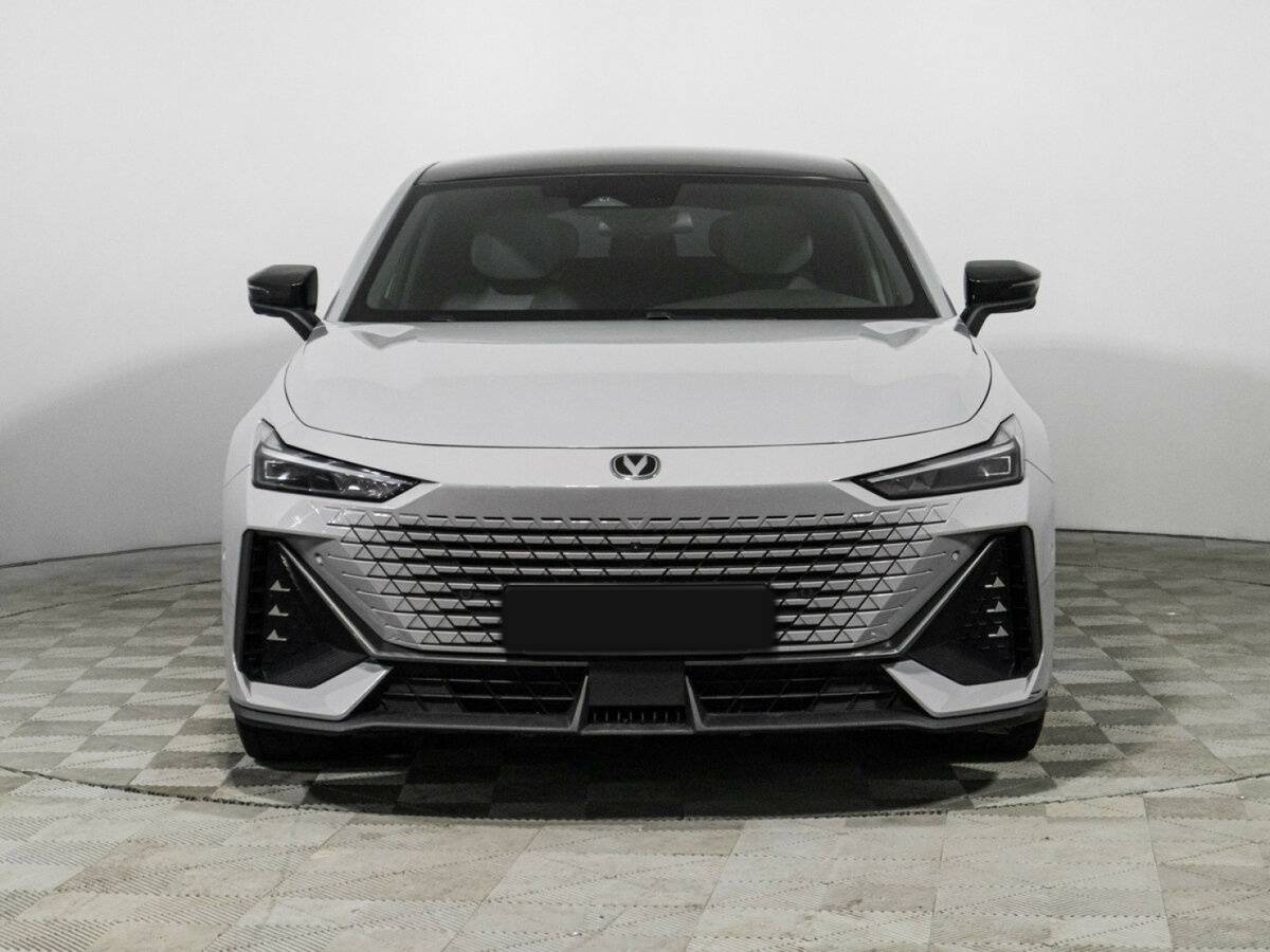 Changan UNI-V, 2023 Фото №2