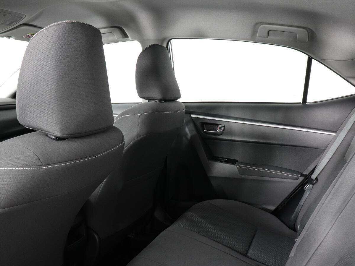 Toyota Corolla, 2017 Фото №12
