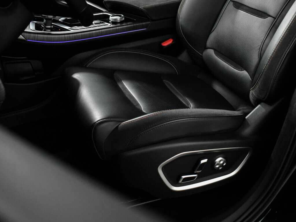 Geely Tugella, 2022 Фото №14