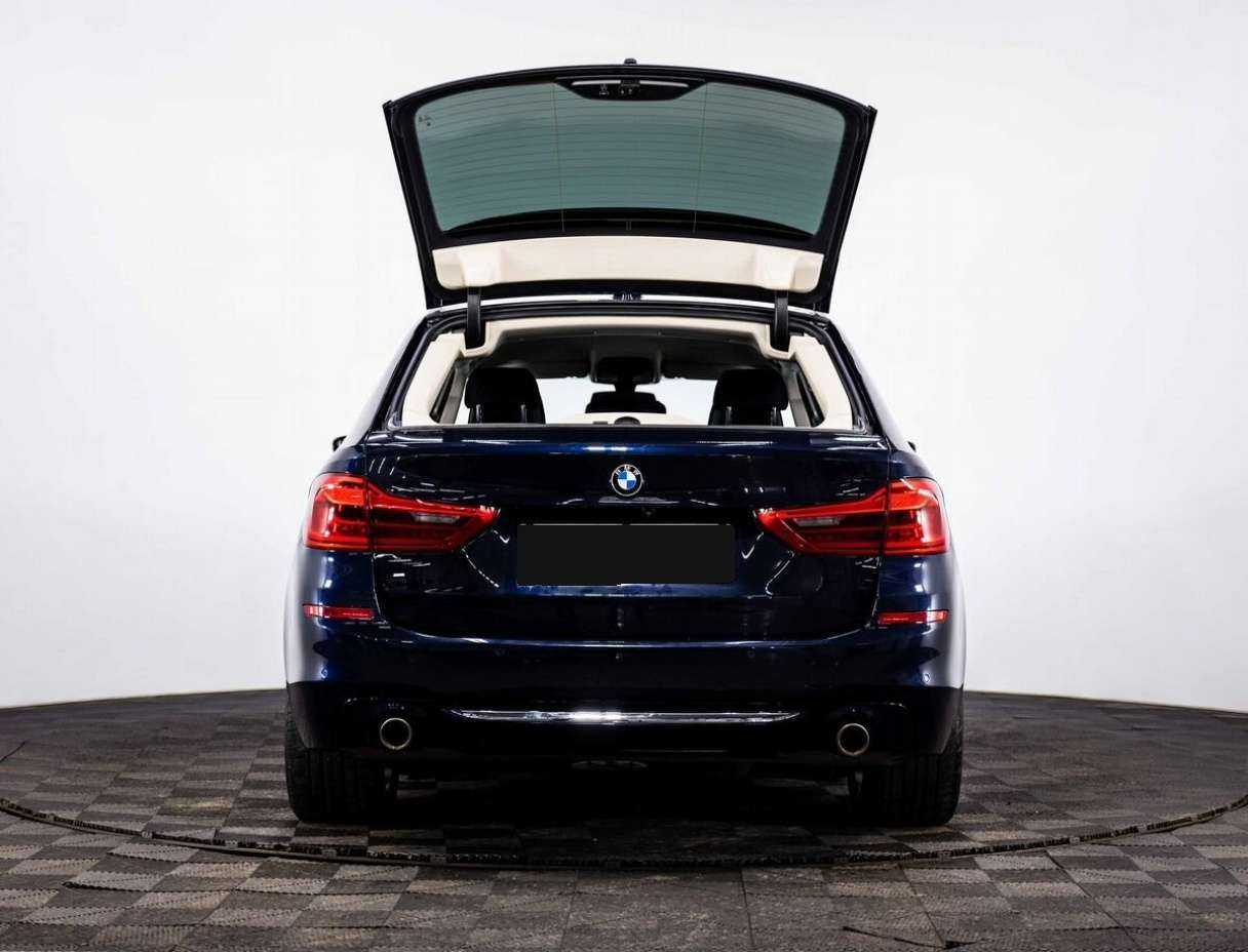 BMW 5 серии 520d xDrive, 2017 Фото №6
