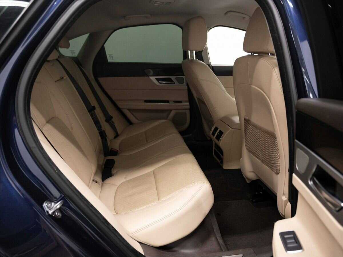 Jaguar XF, 2017 Фото №12