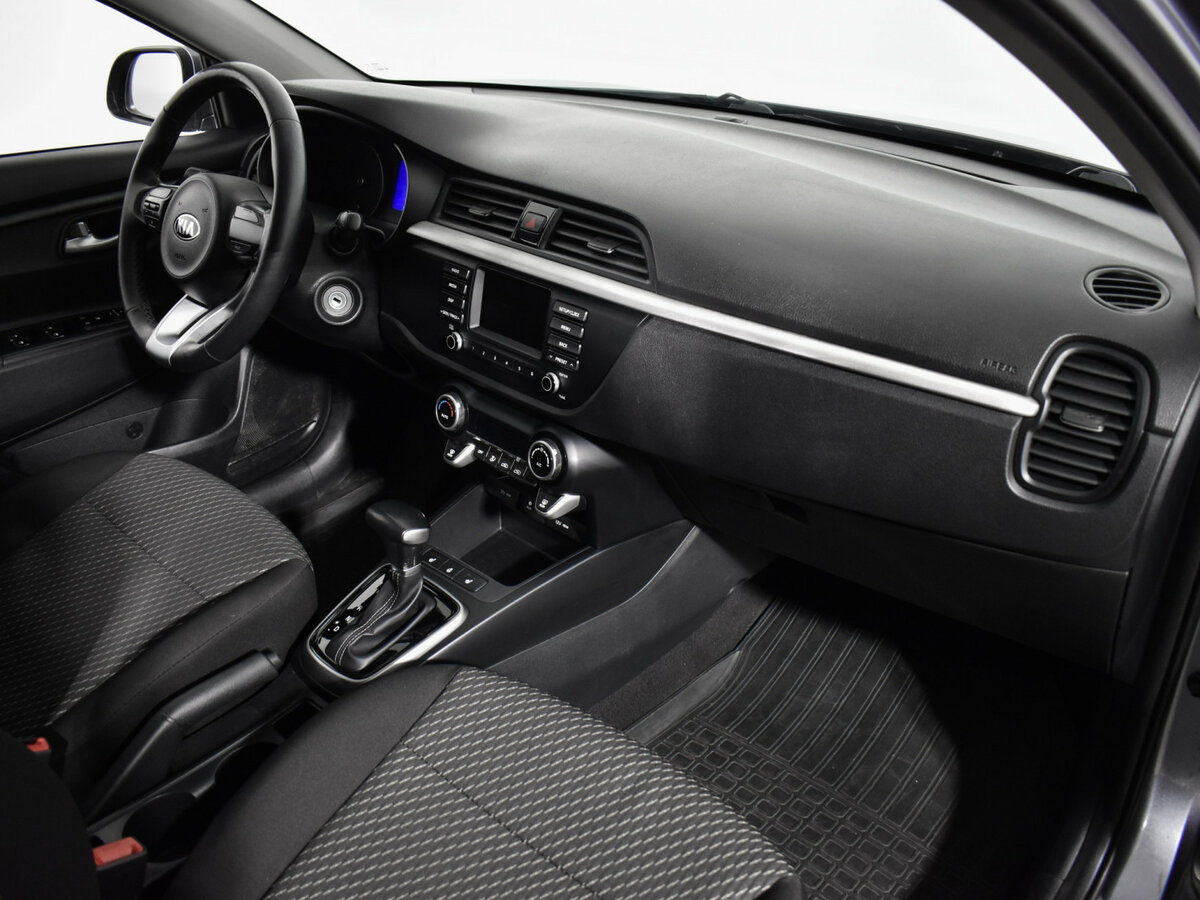 Kia Rio X-Line IV, 2018 Фото №12