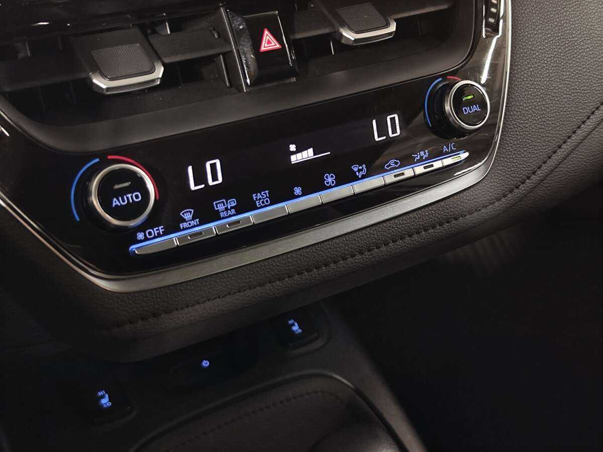 Toyota Corolla, 2019 Фото №15