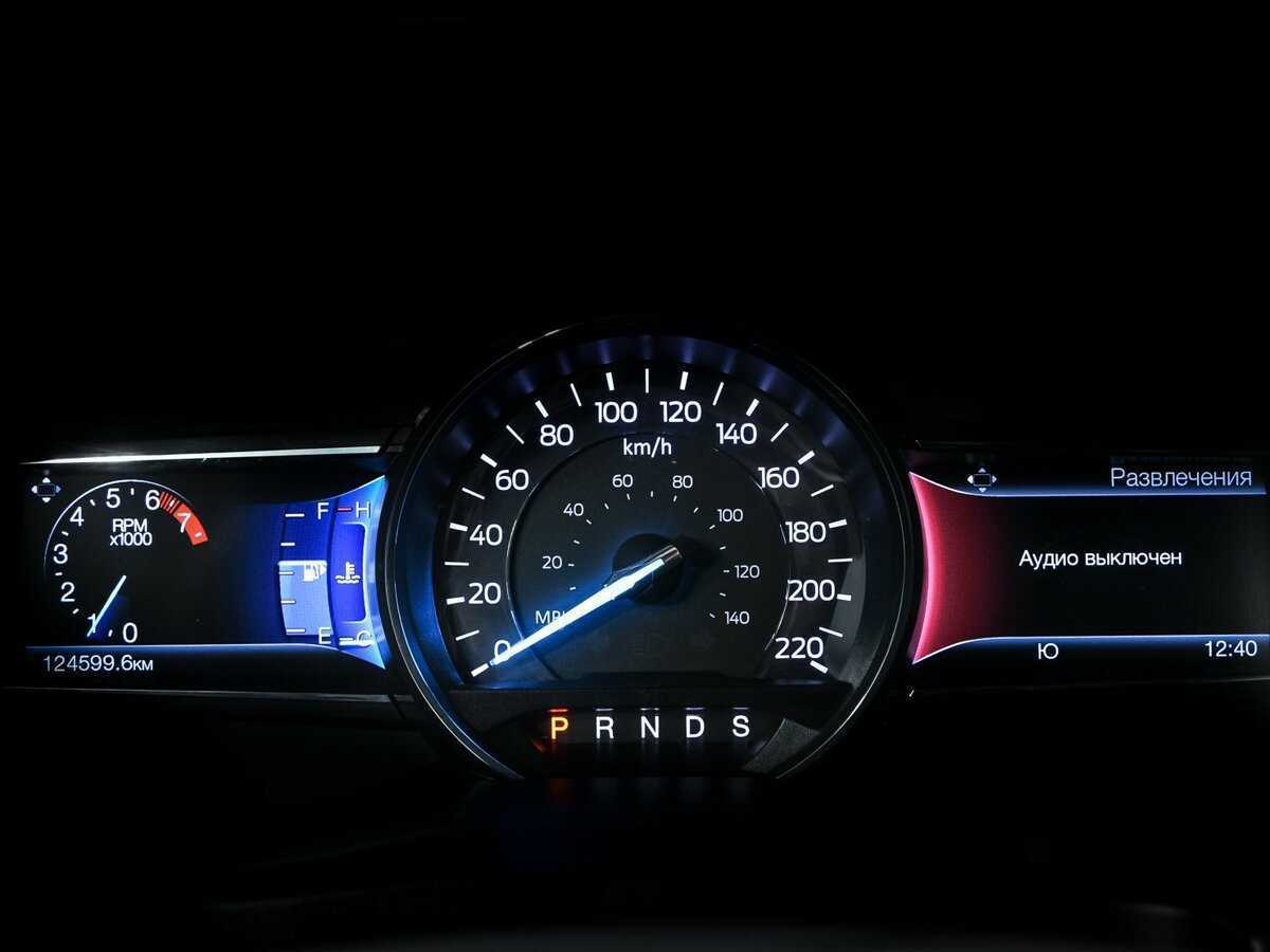 Ford Explorer, 2016 Фото №8