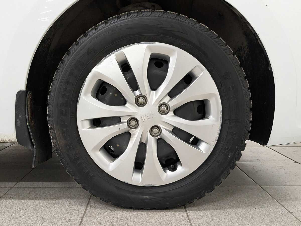 Kia Rio, 2017 Фото №12