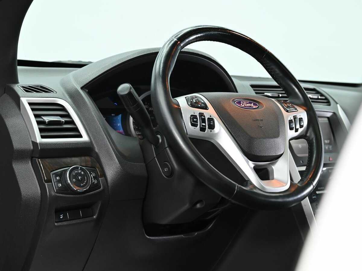 Ford Explorer, 2012 Фото №9