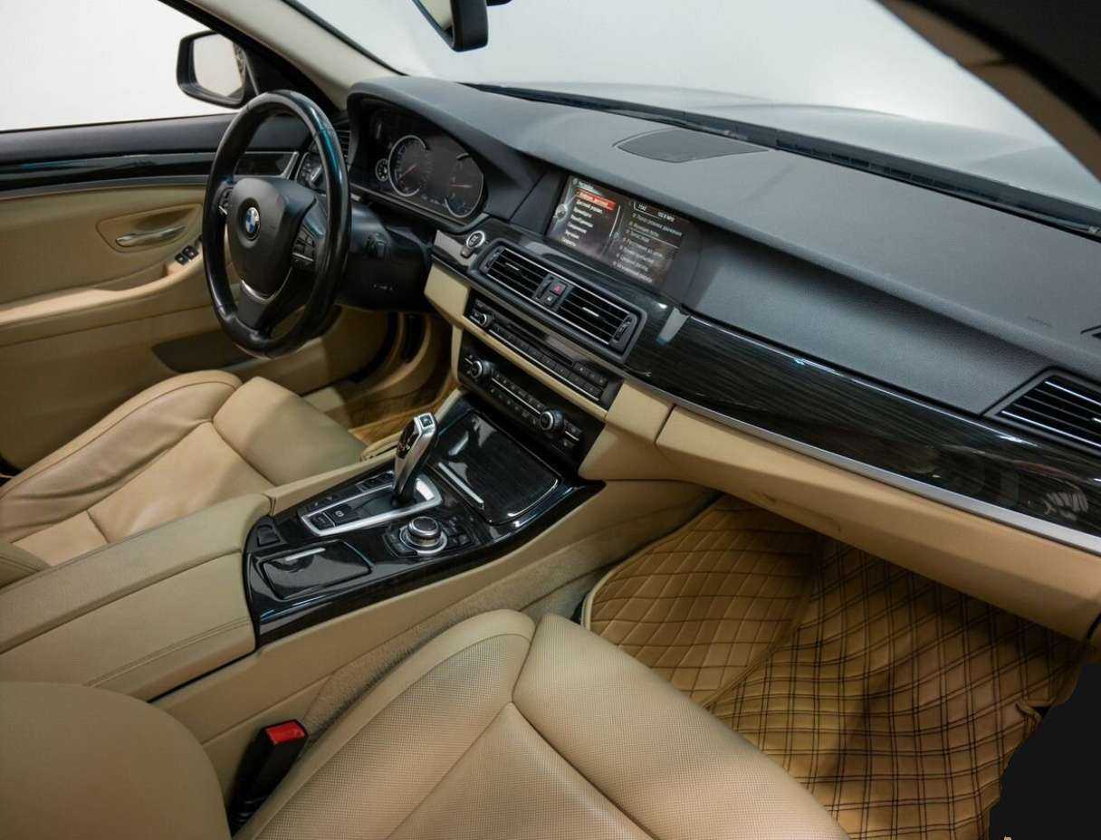 BMW 5 серии 530d xDrive, 2013 Фото №7