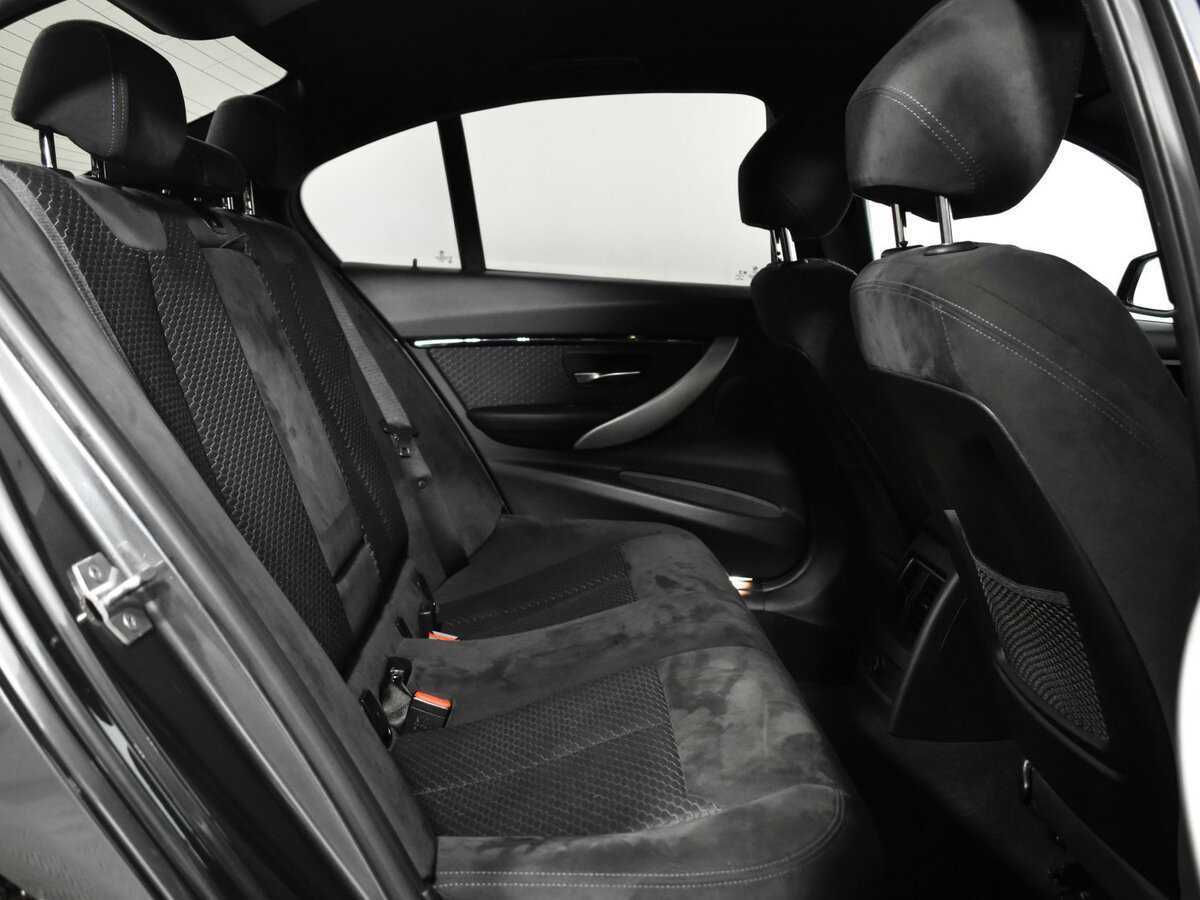 BMW 3 серии 320i xDrive, 2017 Фото №10