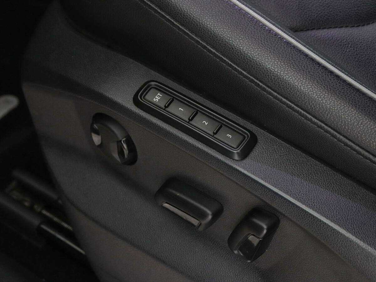 Volkswagen Tiguan, 2017 Фото №13