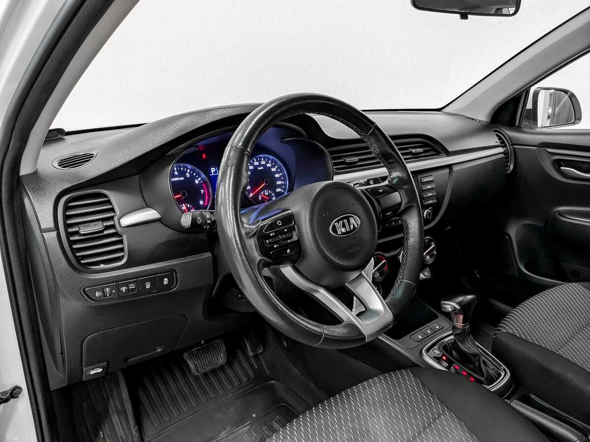 Kia Rio X-Line, 2019 Фото №16