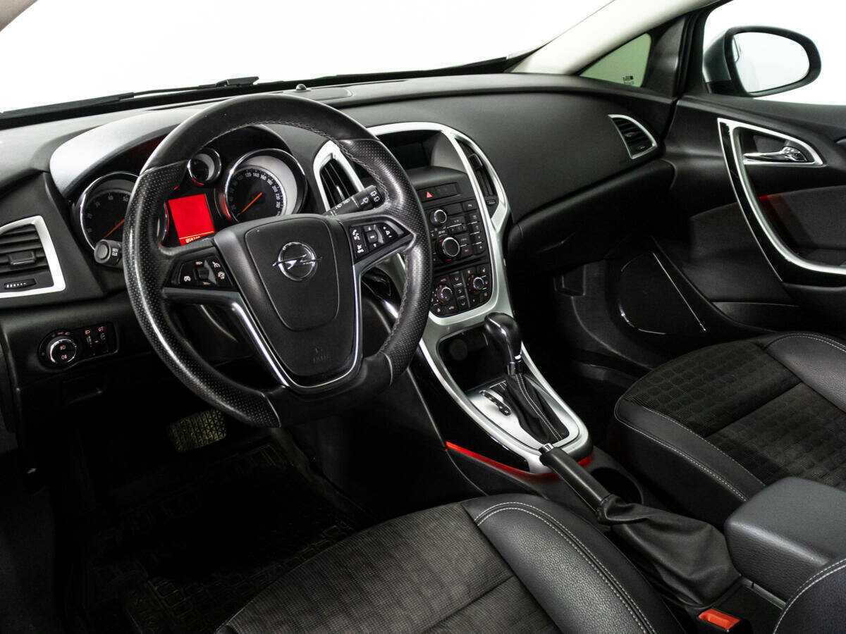 Opel Astra GTC, 2013 Фото №11