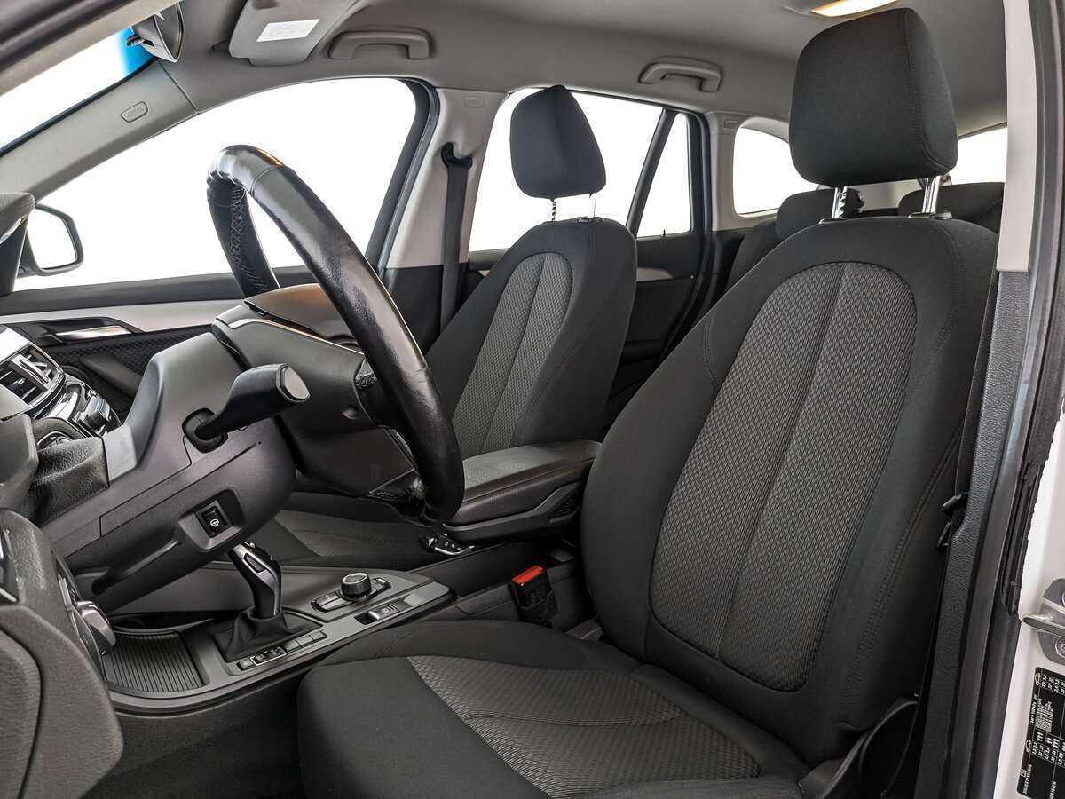 BMW X1 18i sDrive, 2019 Фото №16