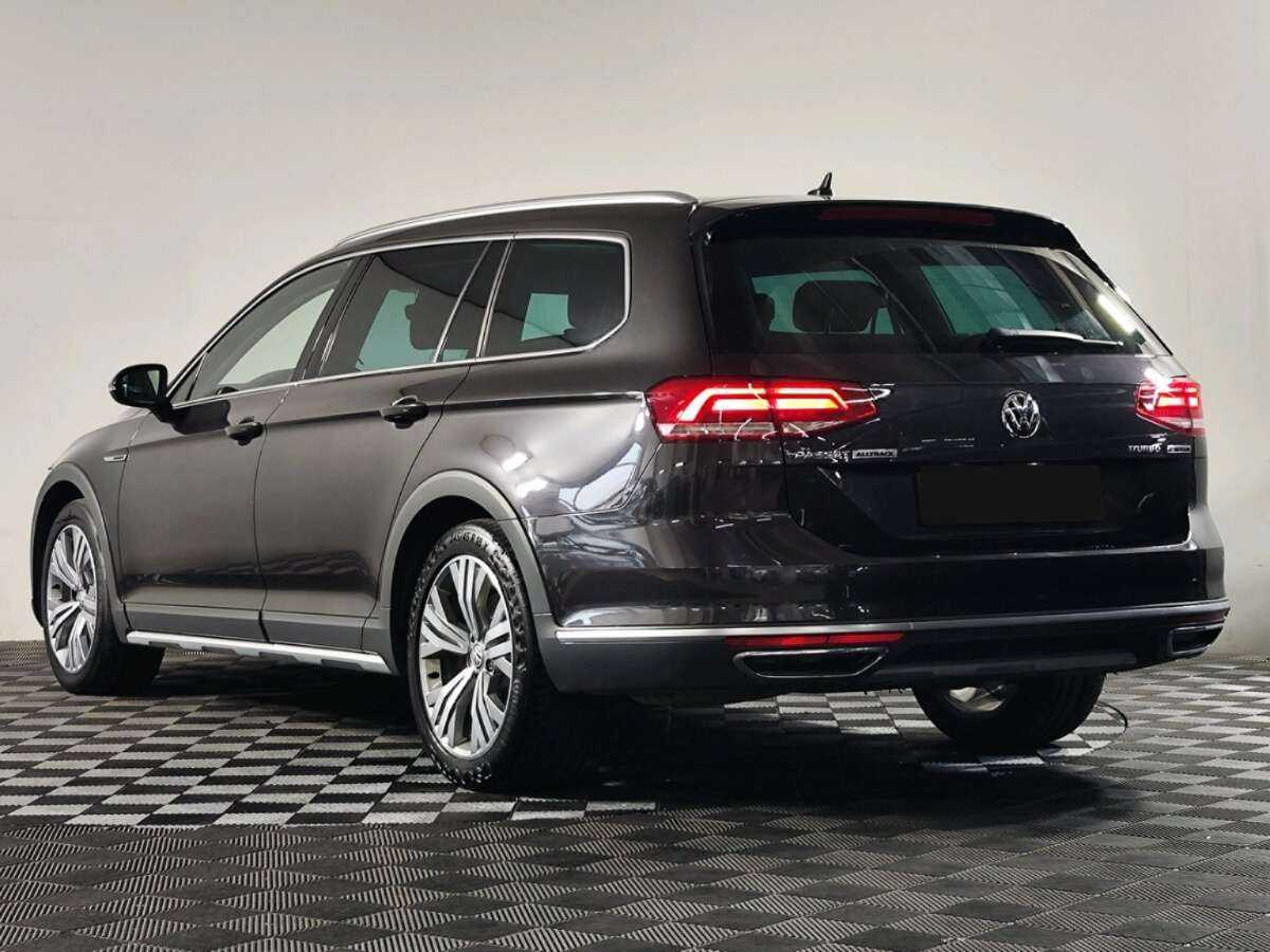 Volkswagen Passat Alltrack, 2019 Фото №4