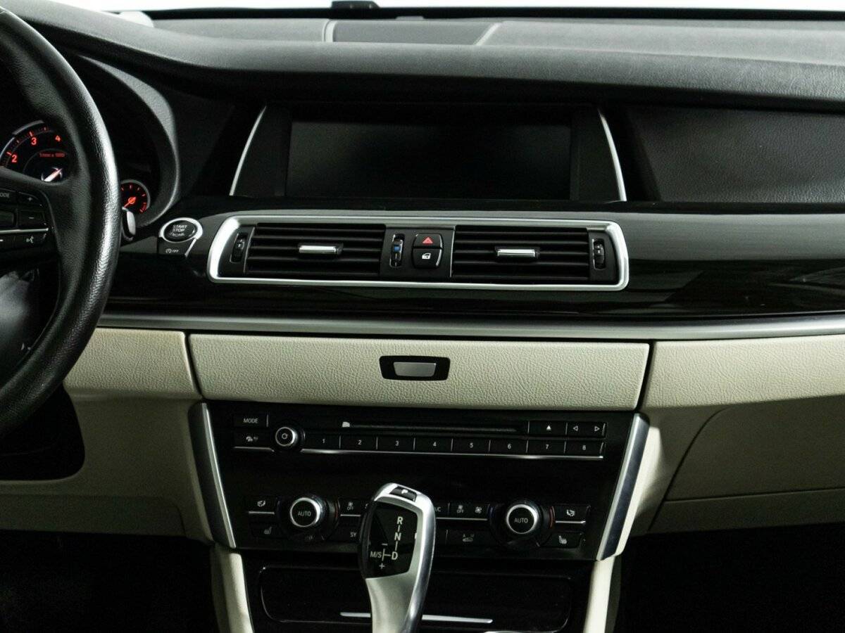 BMW 5 серии Gran Turismo 535i xDrive, 2014 Фото №14