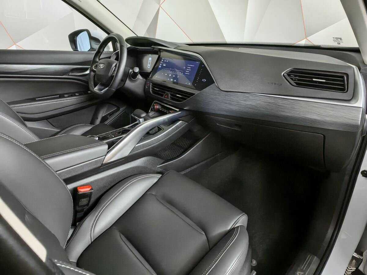 Geely Tugella, 2022 Фото №8