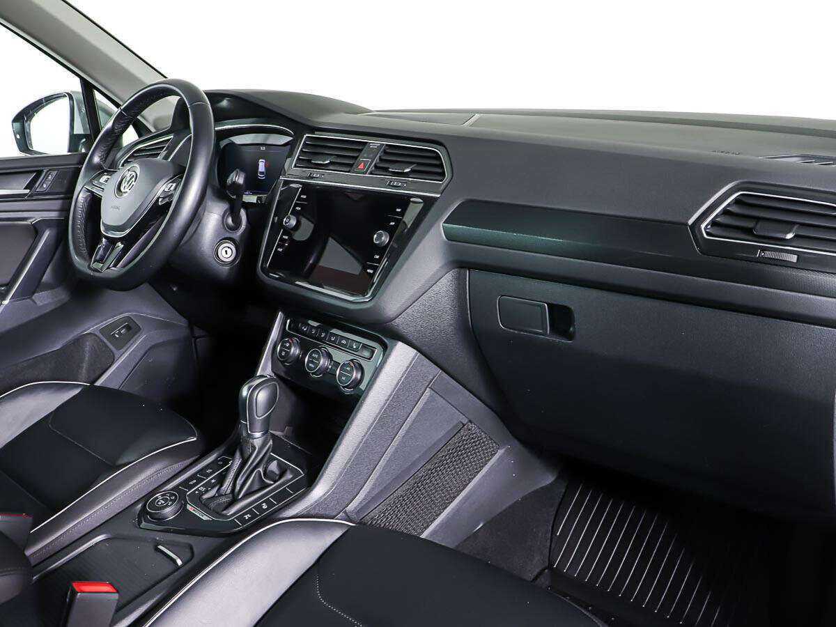 Volkswagen Tiguan, 2017 Фото №9