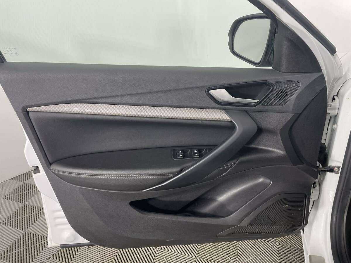 Lada (ВАЗ) Vesta SW, 2023 Фото №8