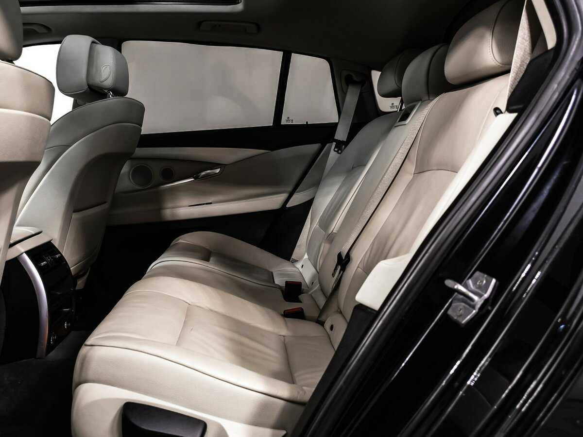 BMW 5 серии Gran Turismo 530d xDrive, 2013 Фото №11