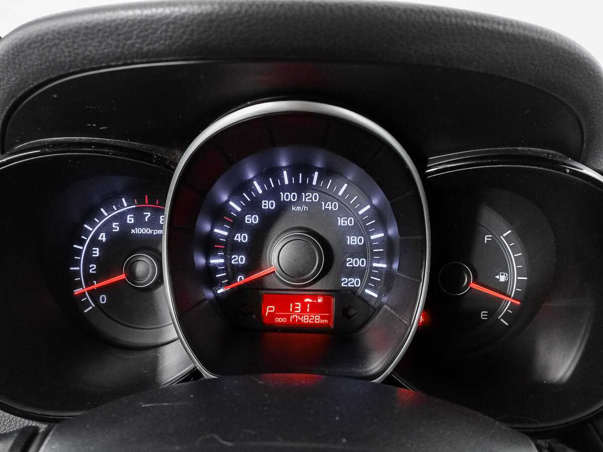 Kia Rio, 2013 Фото №8