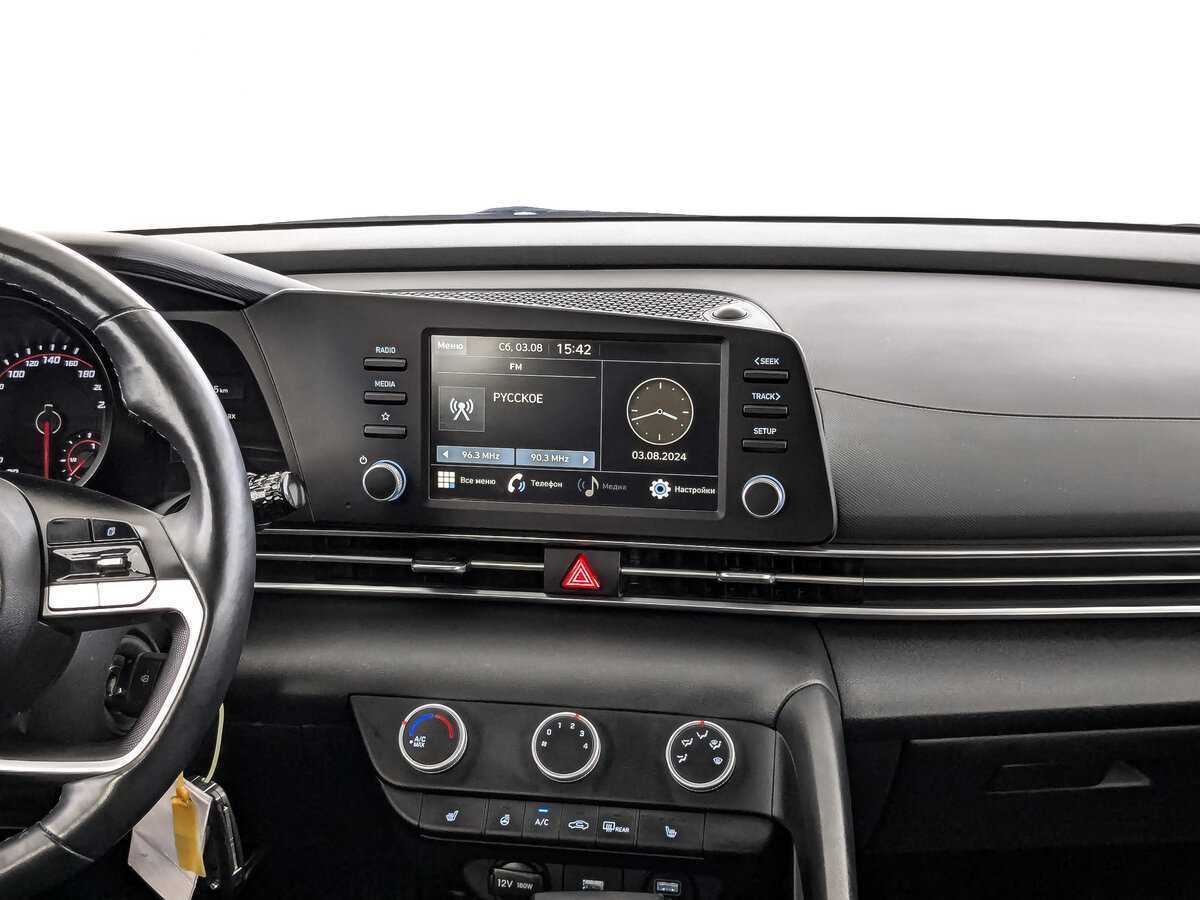 Hyundai Elantra, 2022 Фото №13