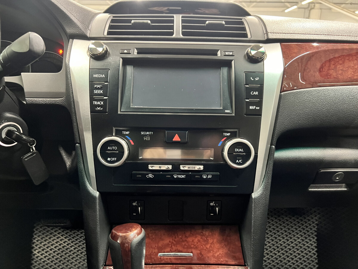 Toyota Camry VII (XV50), 2013 Фото №15