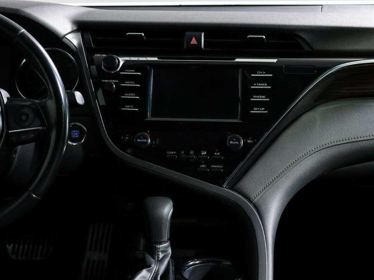 Toyota Camry, 2019 Фото №11