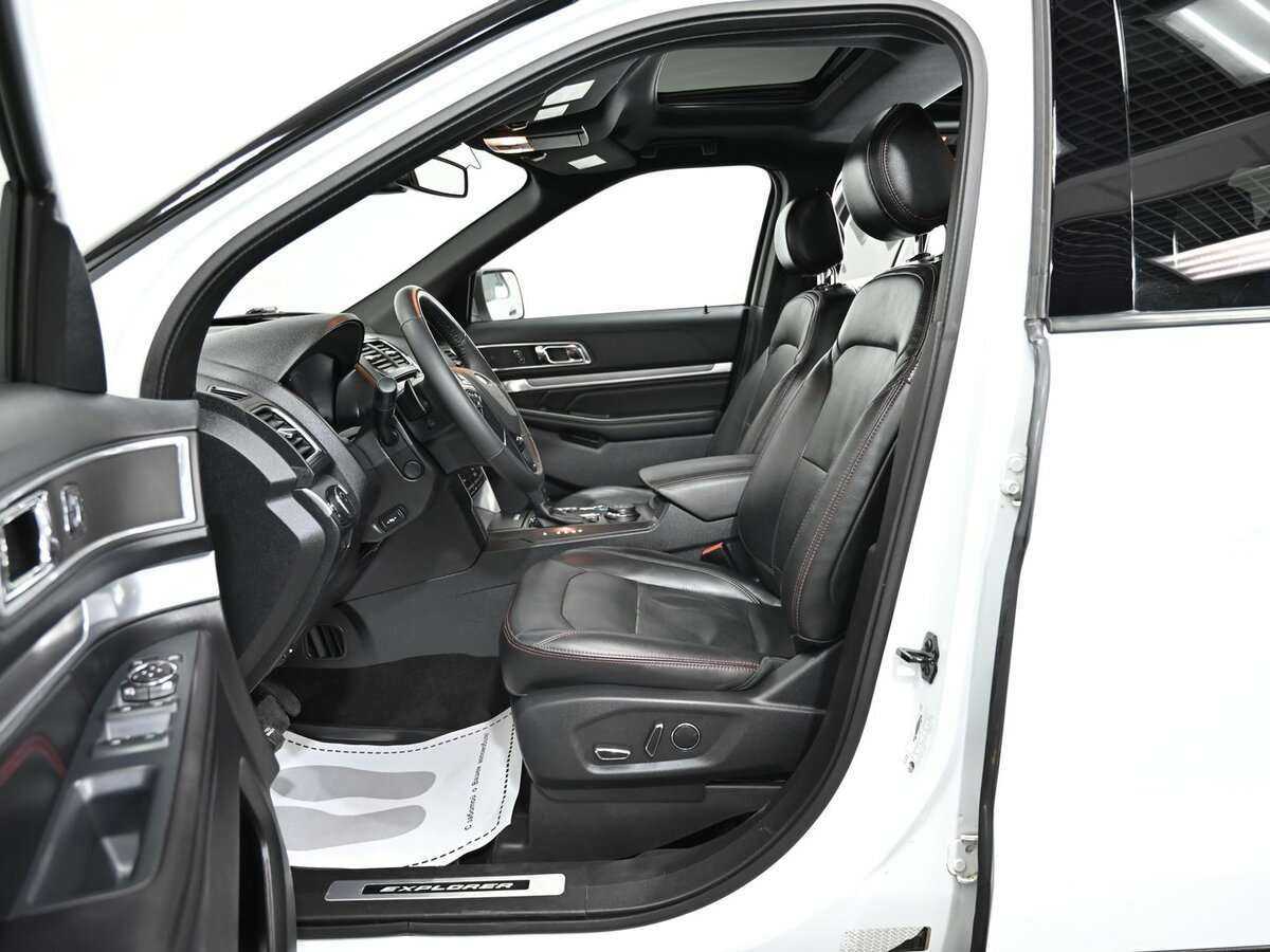 Ford Explorer, 2015 Фото №5