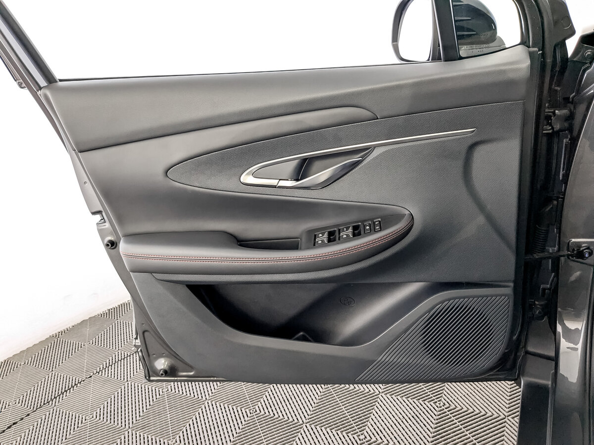 Changan UNI-T I, 2023 Фото №19