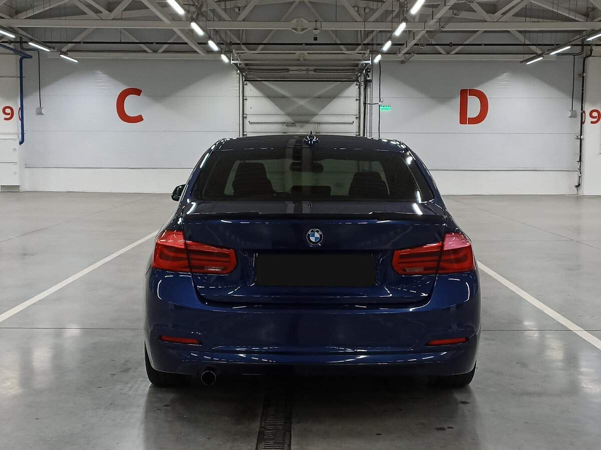BMW 3 серии 318i, 2016 Фото №6