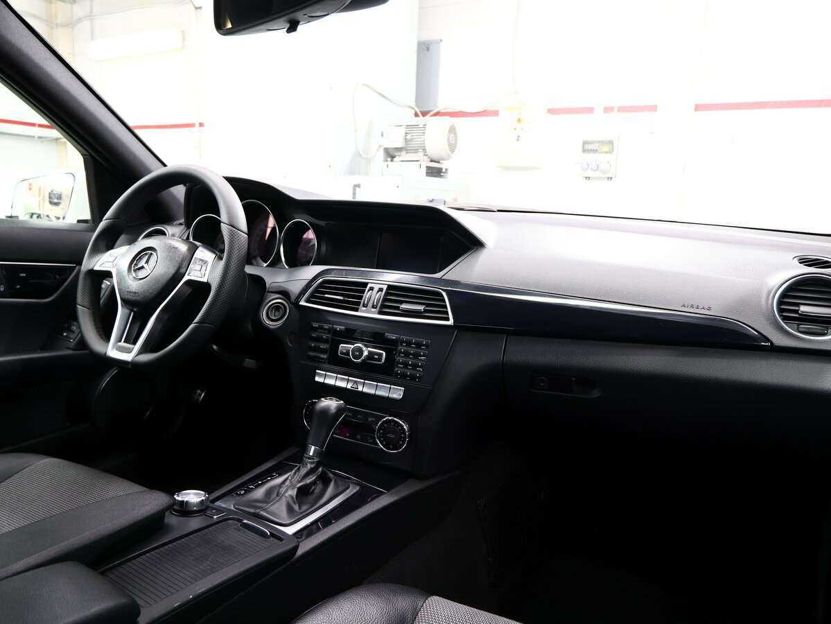 Mercedes-Benz C-Класс 180, 2012 Фото №16