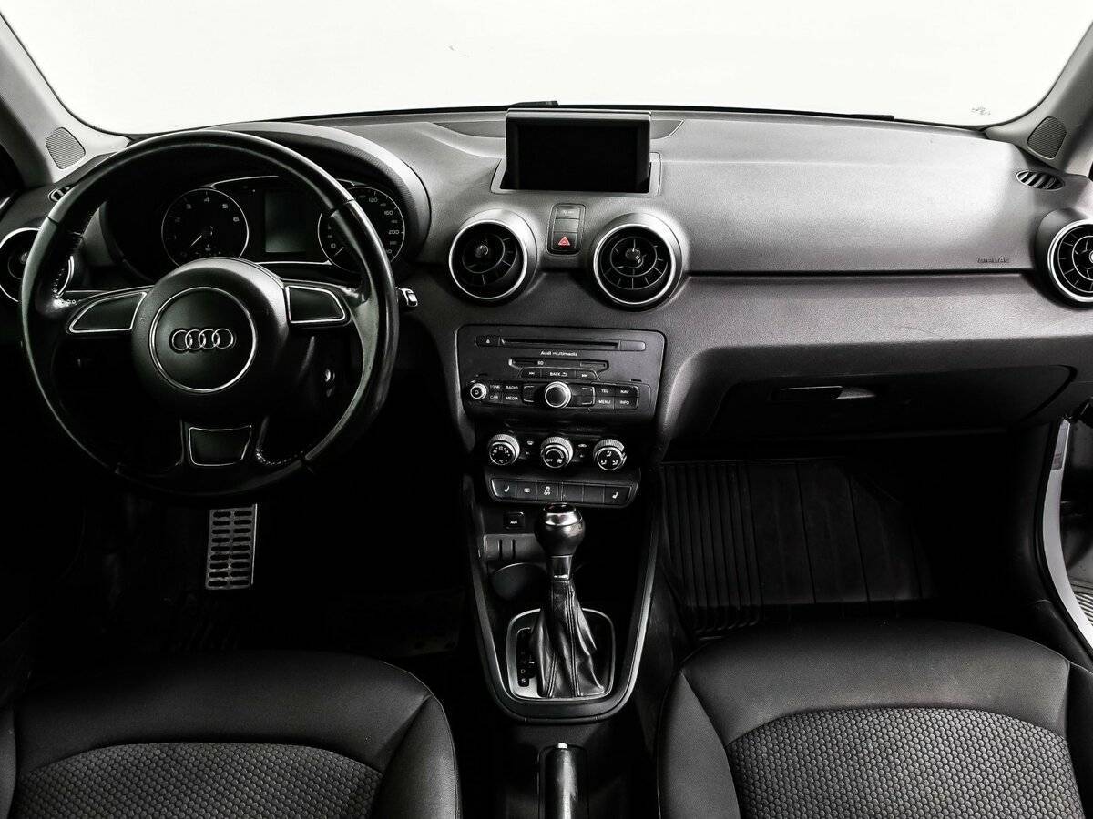Audi A1, 2012 Фото №11