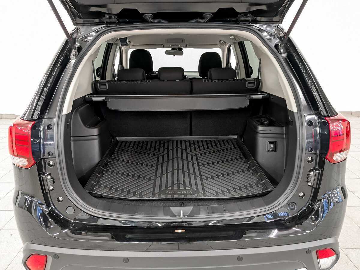 Mitsubishi Outlander, 2018 Фото №10