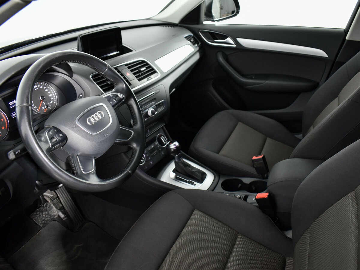 Audi Q3 I (8U) Рестайлинг, 2015 Фото №8