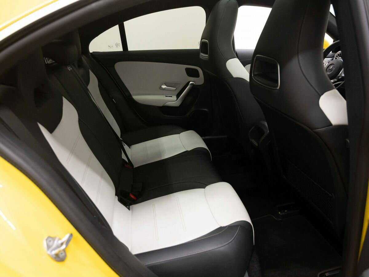 Mercedes-Benz CLA 200, 2020 Фото №8