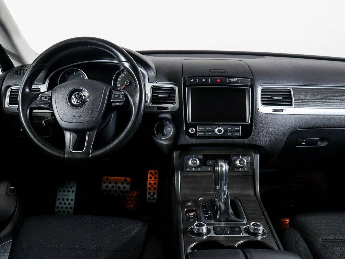 Volkswagen Touareg, 2015 Фото №12